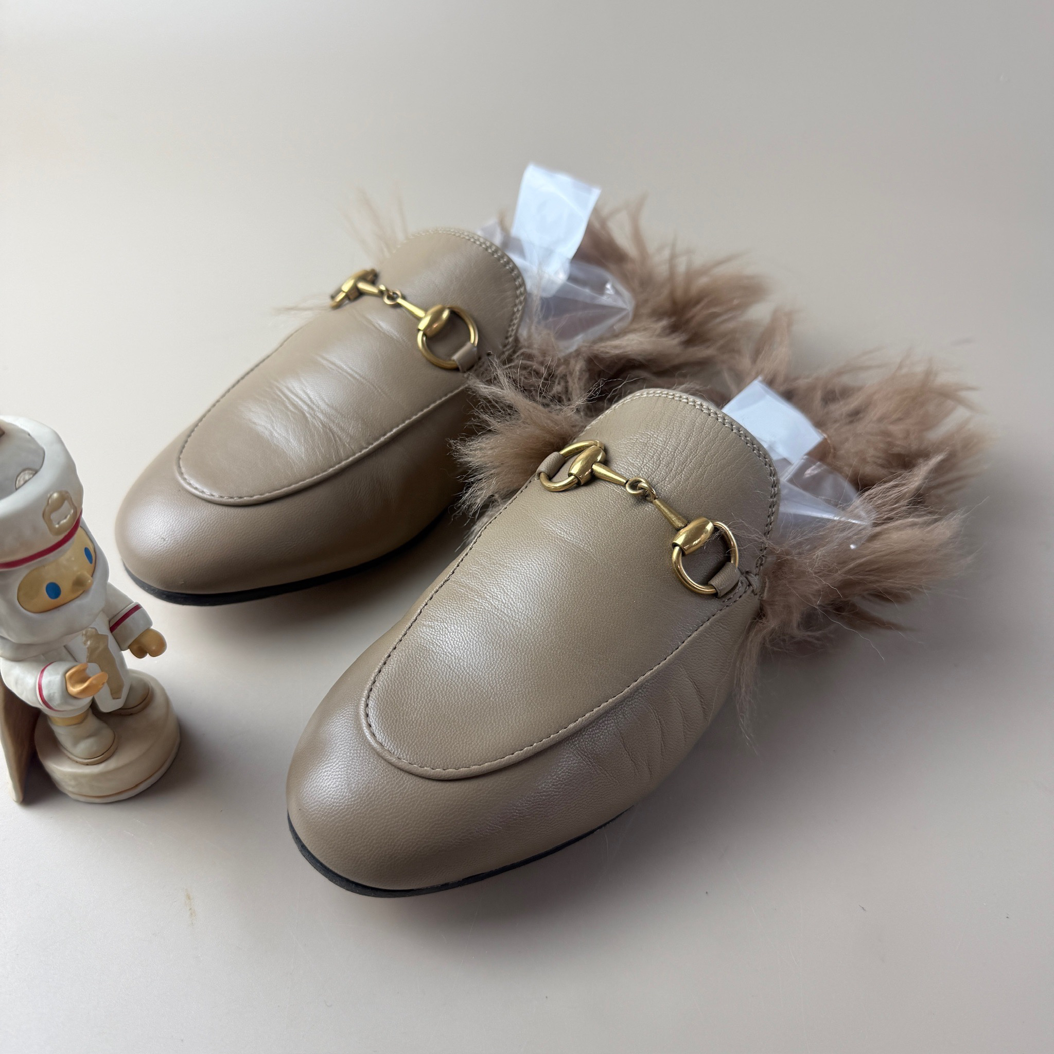 95新 GUCCI/古驰 马衔扣毛绒半拖 34.5码 YLP4191