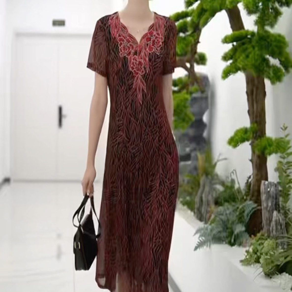 显瘦气质优雅碎花修身A字连衣裙