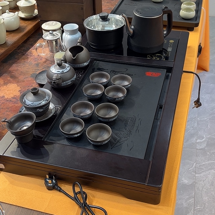 敌人和丽芳曾经给代价和感觉今年不能