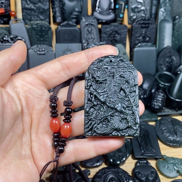 和田玉（青玉）颈饰未镶嵌