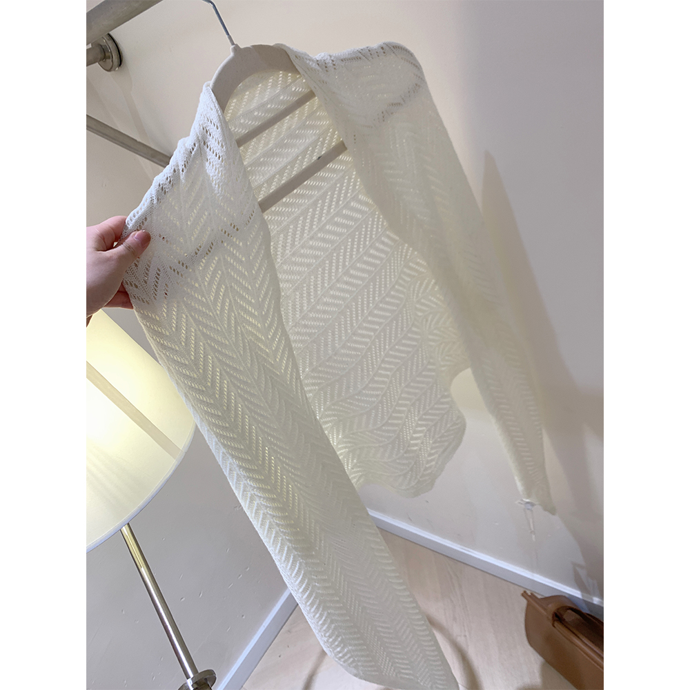 KD02文艺镂空三角披肩