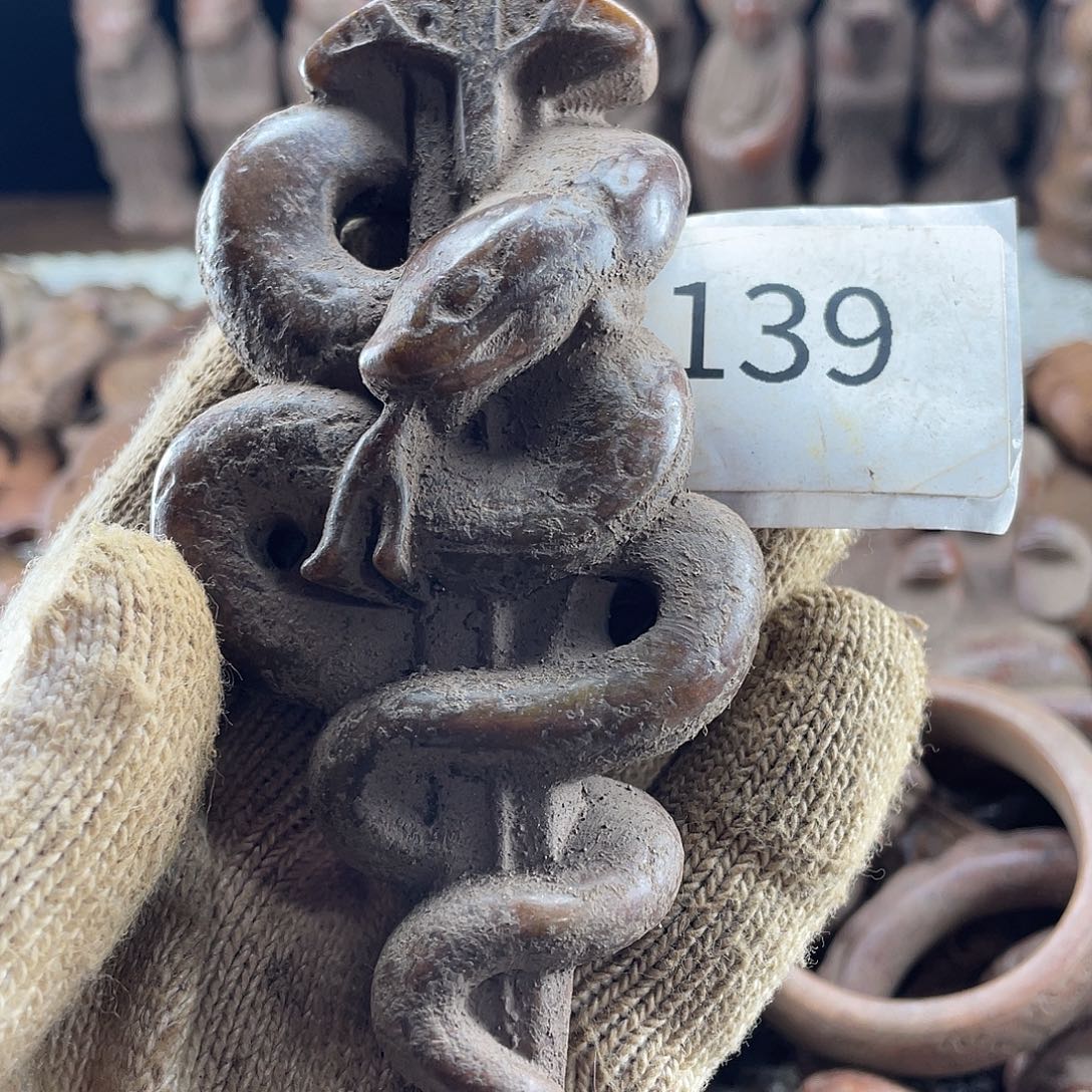 用***5和田玉（糖玉）未镶嵌挂件