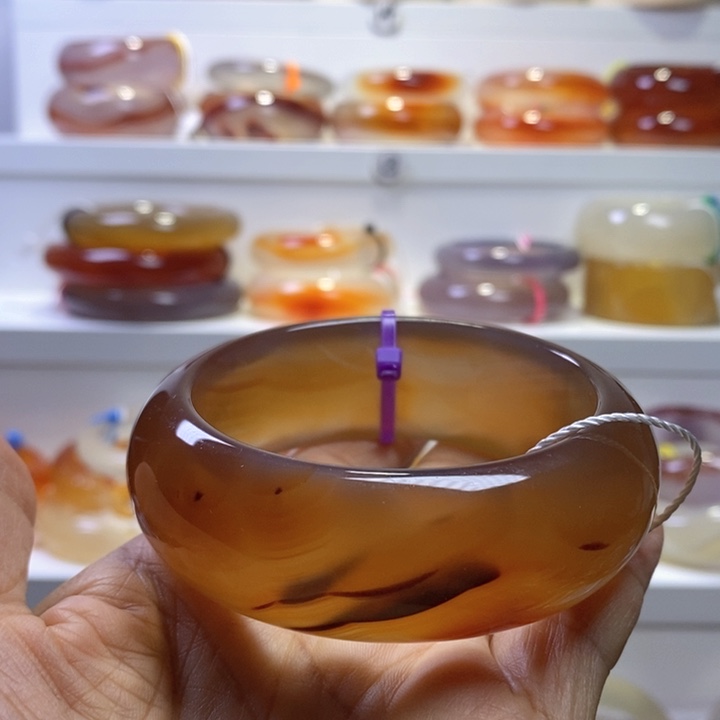 玛瑙/玉髓手镯未镶嵌