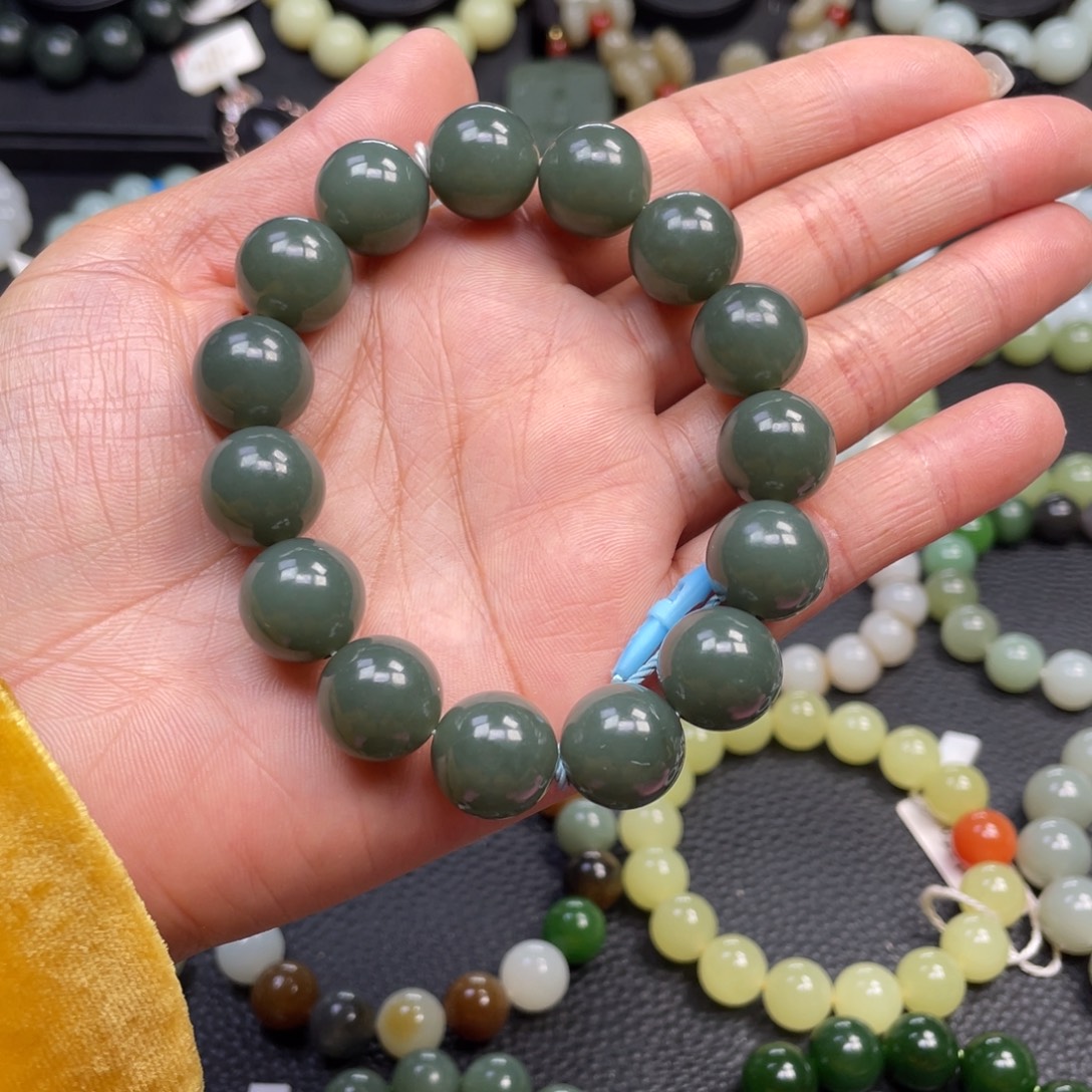 和田玉未镶嵌手链