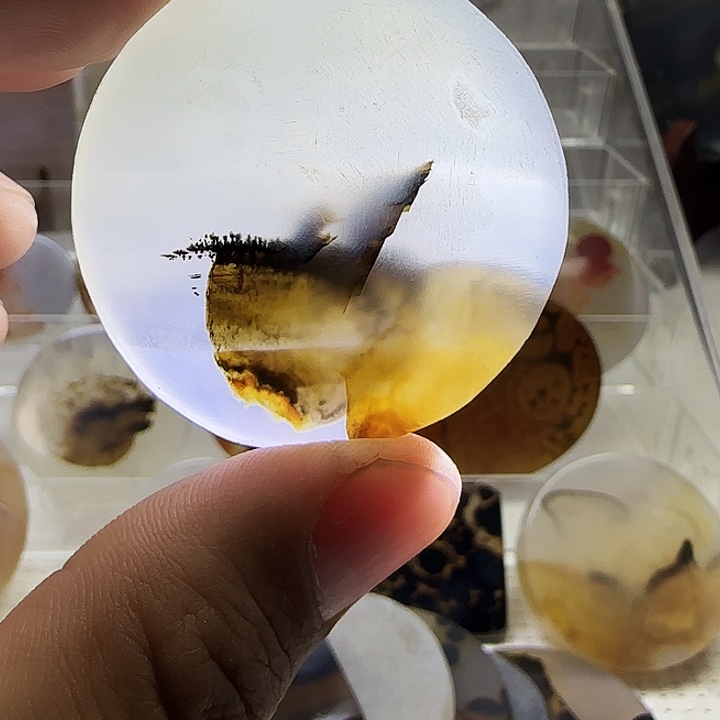 玛瑙/玉髓未镶嵌珠宝奇石