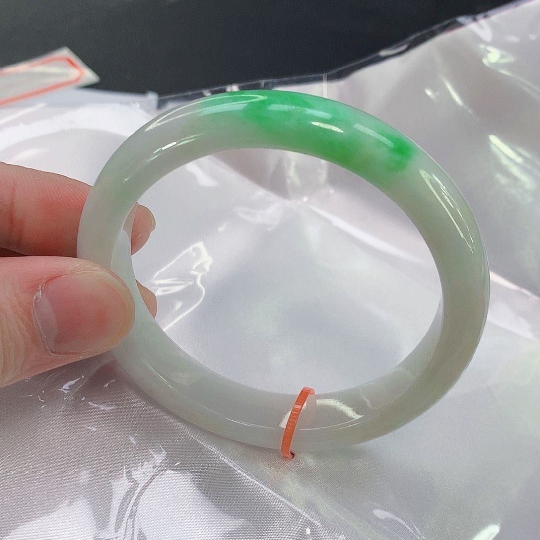 翡翠手镯未镶嵌086缅甸天然翡翠A货