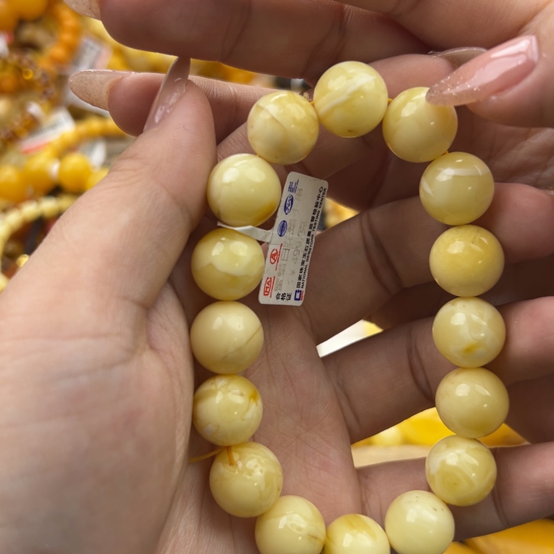 琥珀珠宝奇石未镶嵌