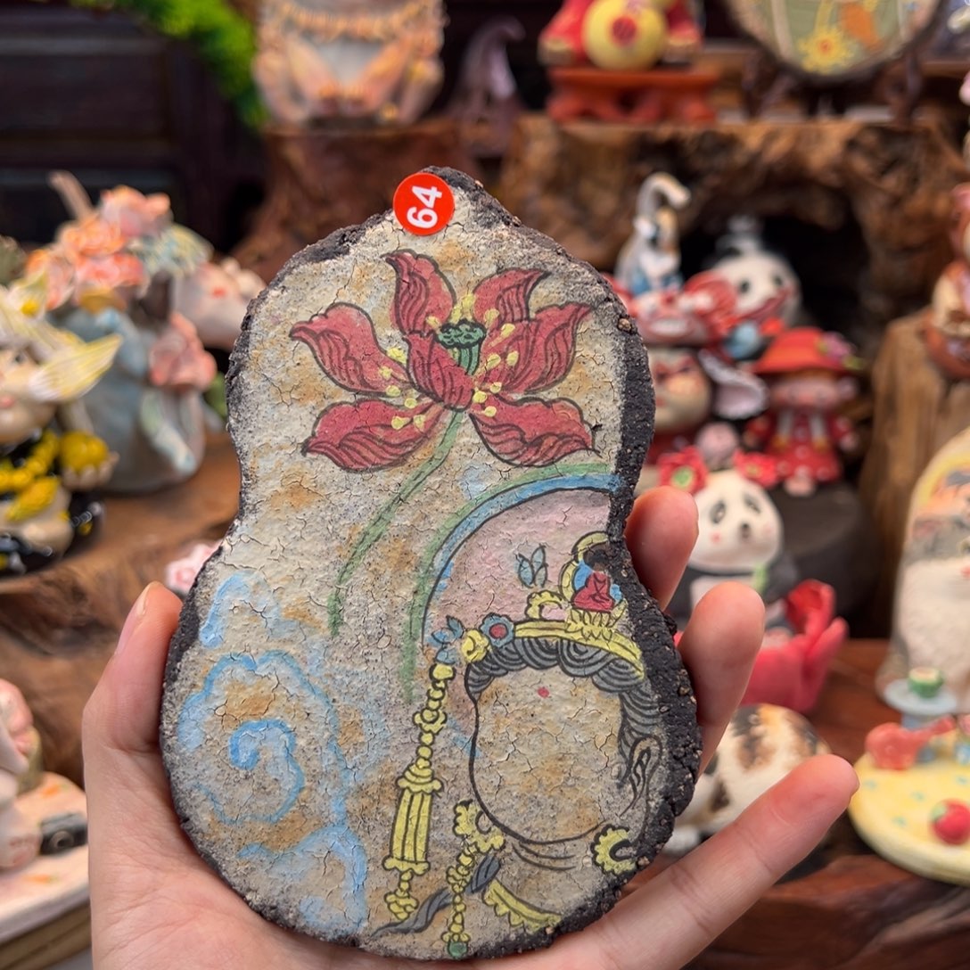 太***泪小镇青花每日有新品