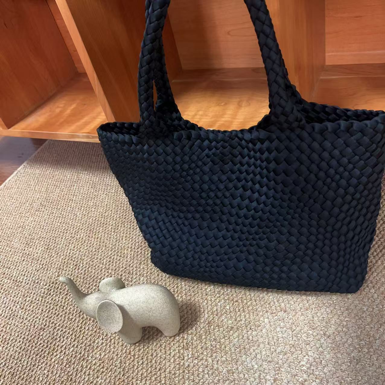 【那尚新品】时尚经典编织托特包
