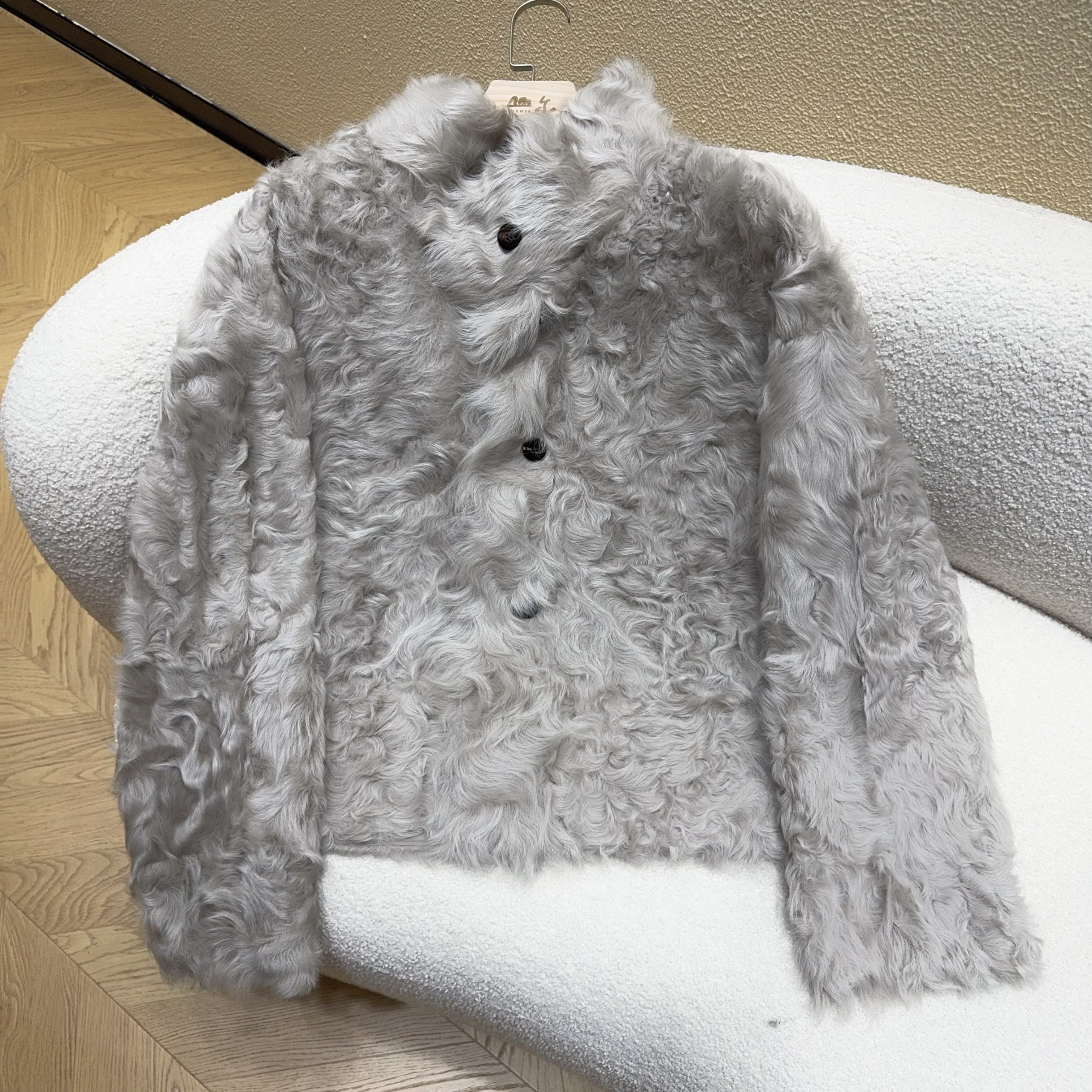 山.尔【斯黛拉】稀缺小湖羊皮毛一体冬款保暖外套