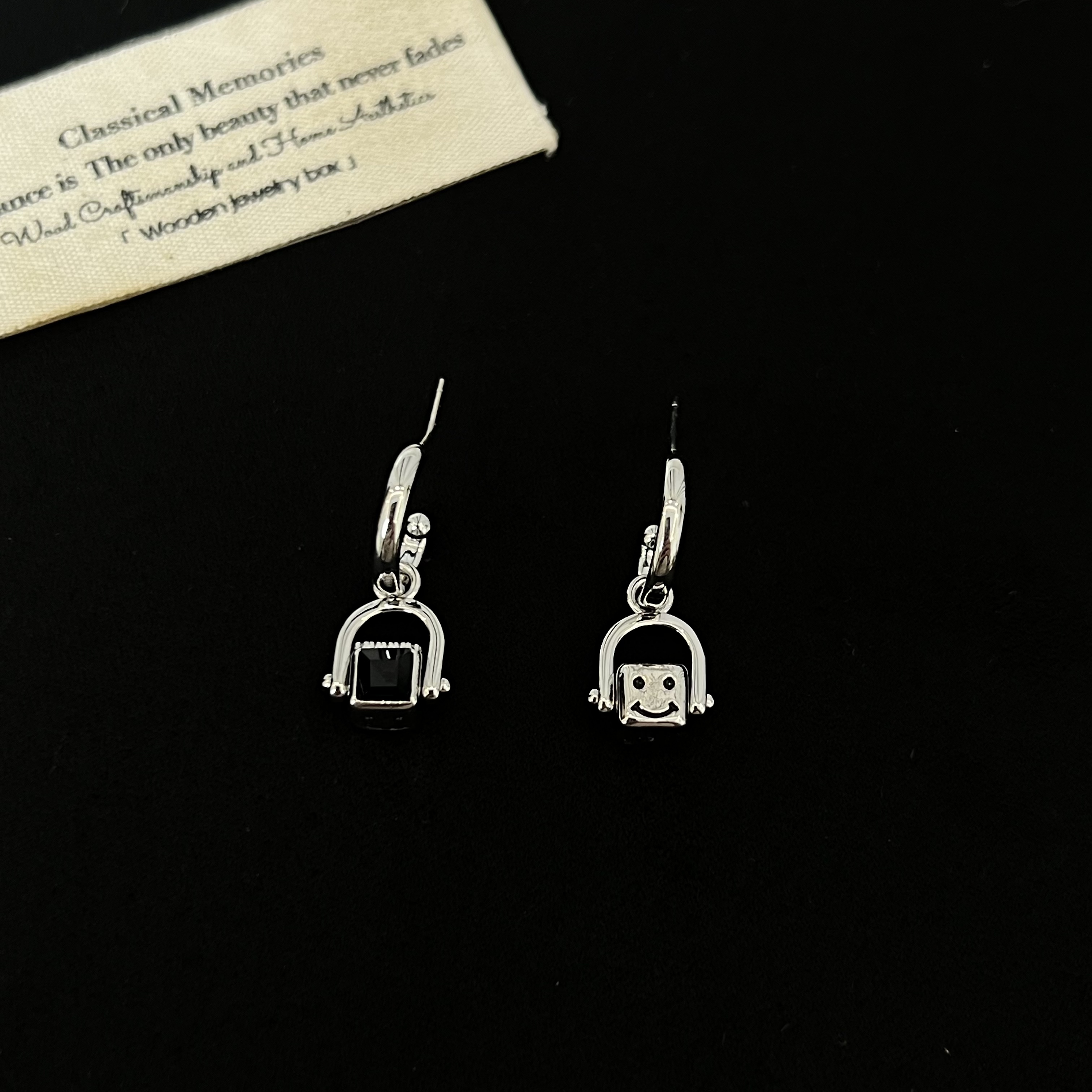 铜合金耳饰 方块黑锆石机器人AB款耳钉5562