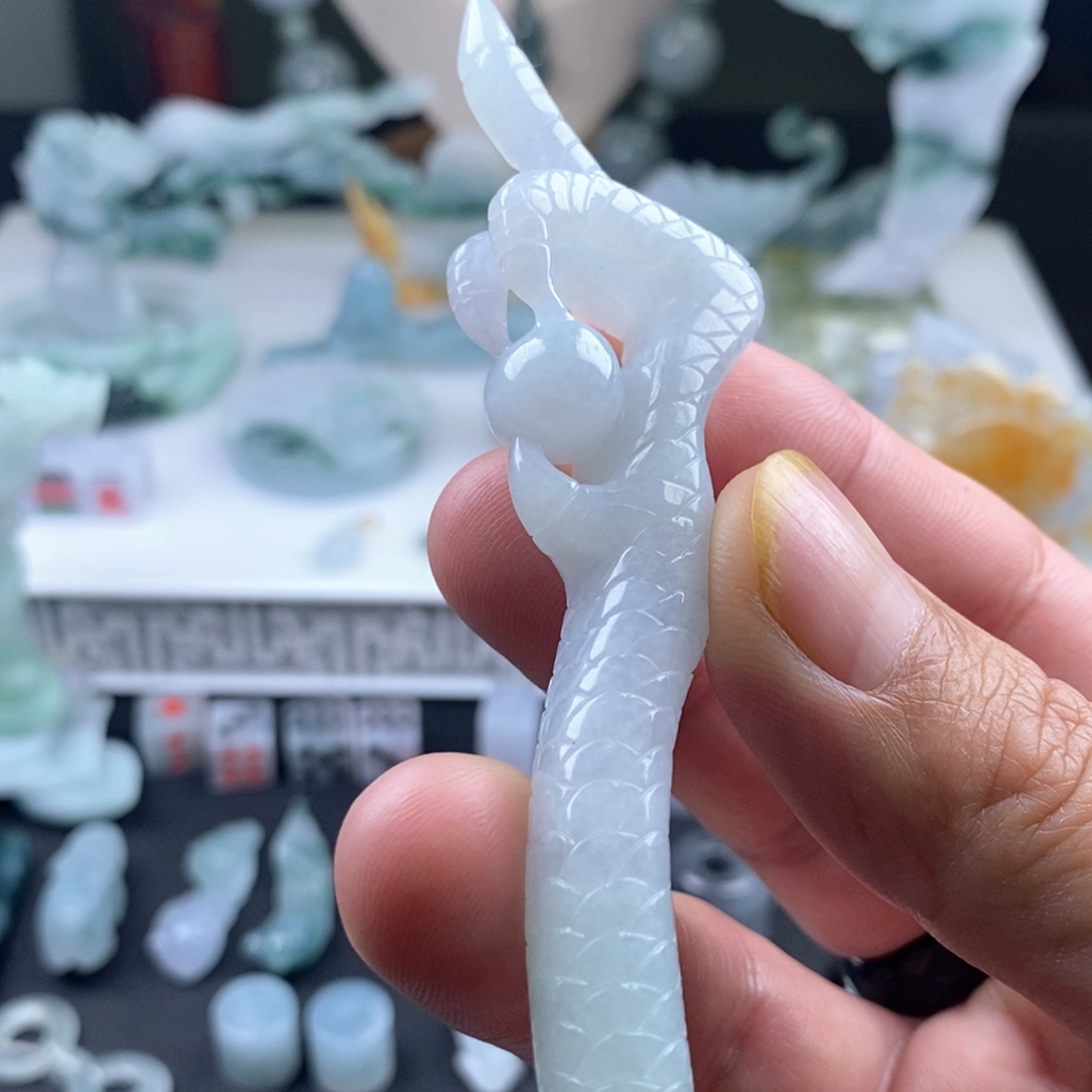 翡翠未镶嵌颈饰翡翠鸡爪