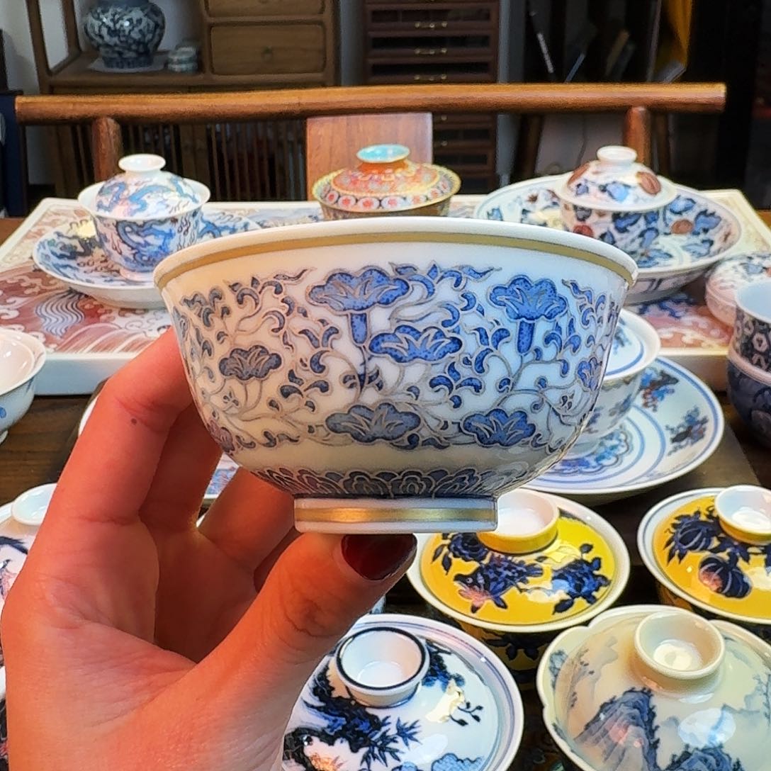杯重工描金银点工青花缠枝花卉宝相纹