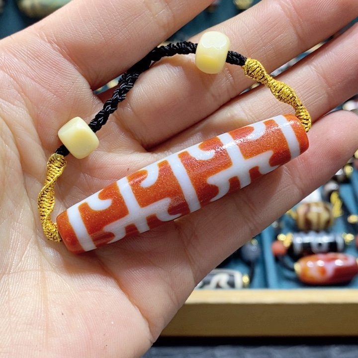 玛瑙/玉髓颈饰合金