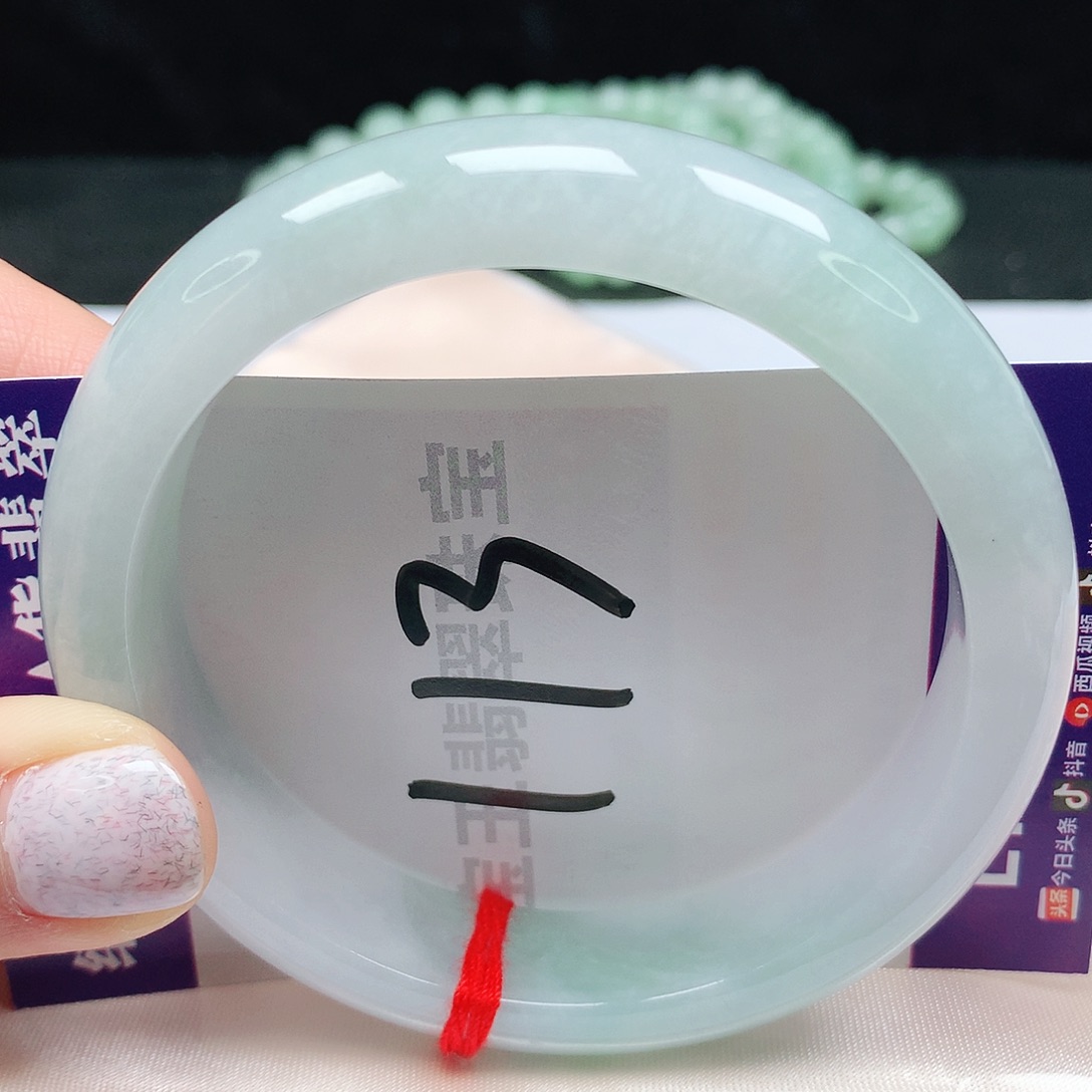 翡翠手镯未镶嵌58圈口