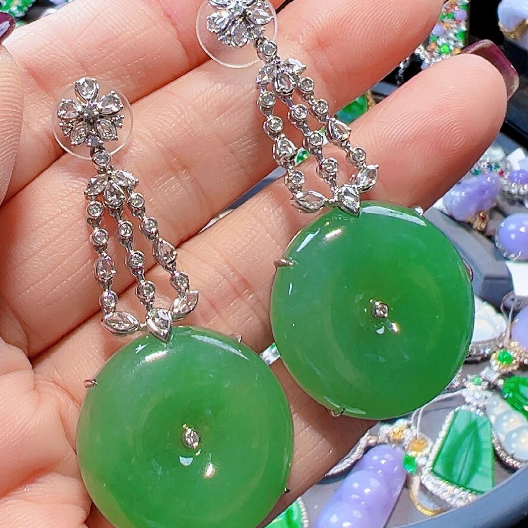 翡翠耳饰18K金镶嵌签收后24小时鉴赏期