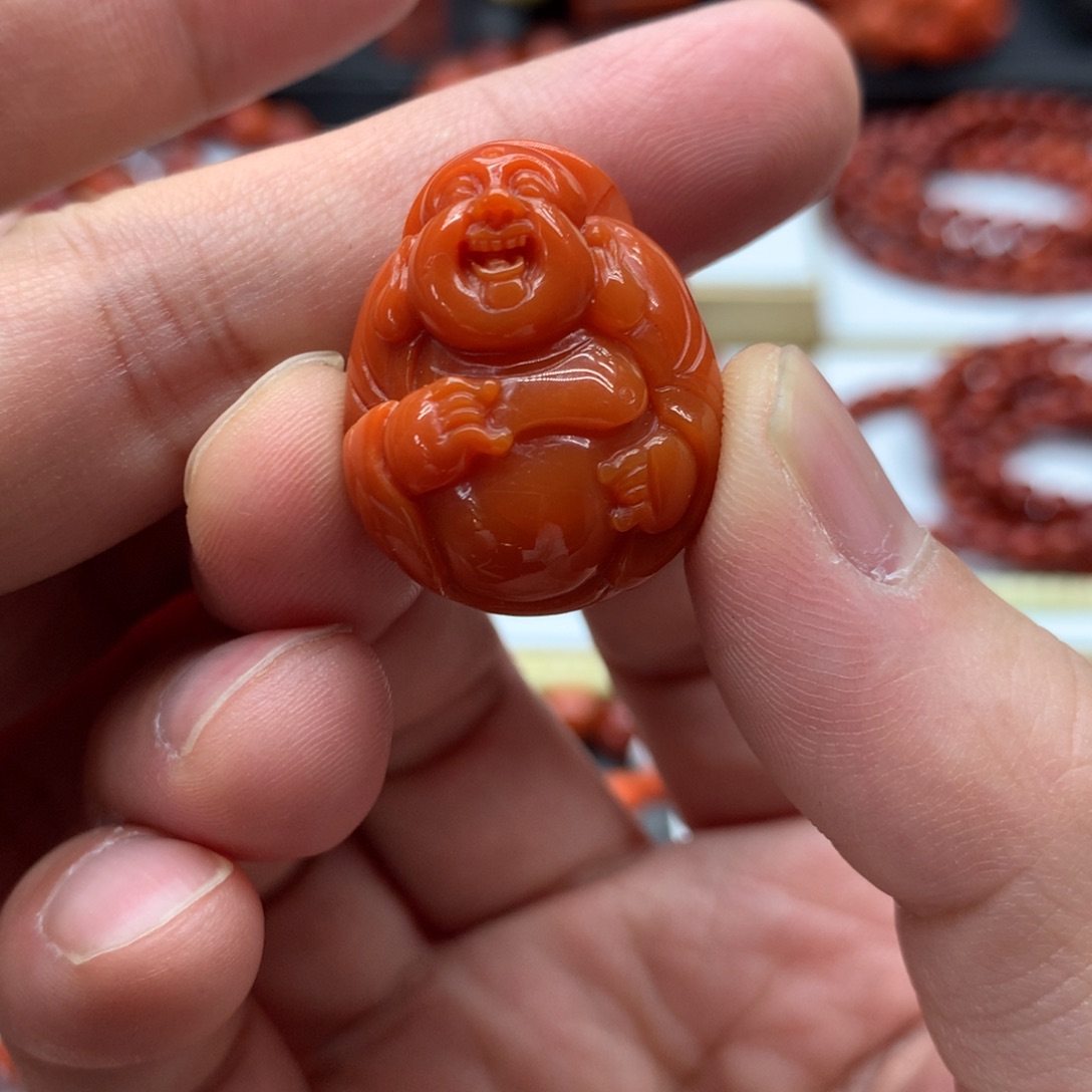 南红玛瑙吊坠未镶嵌