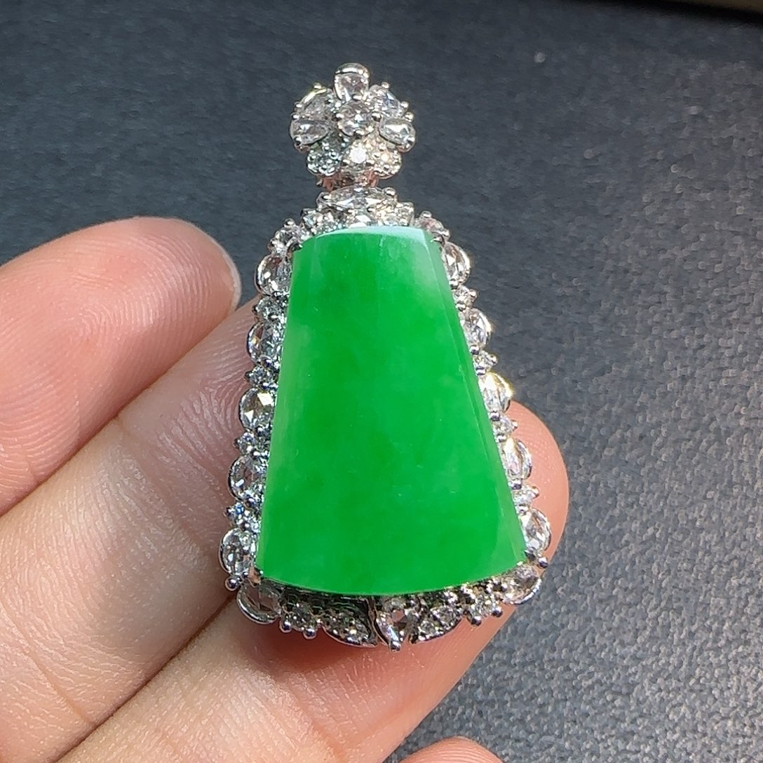 翡翠18K金镶嵌吊坠(不含链)无事牌