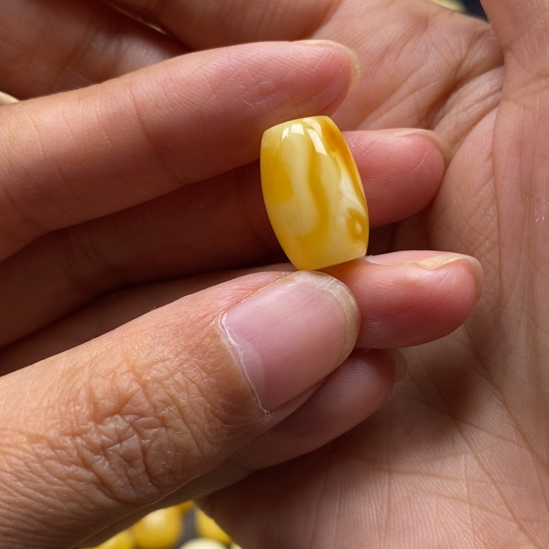 琥珀未镶嵌裸石蜜蜡