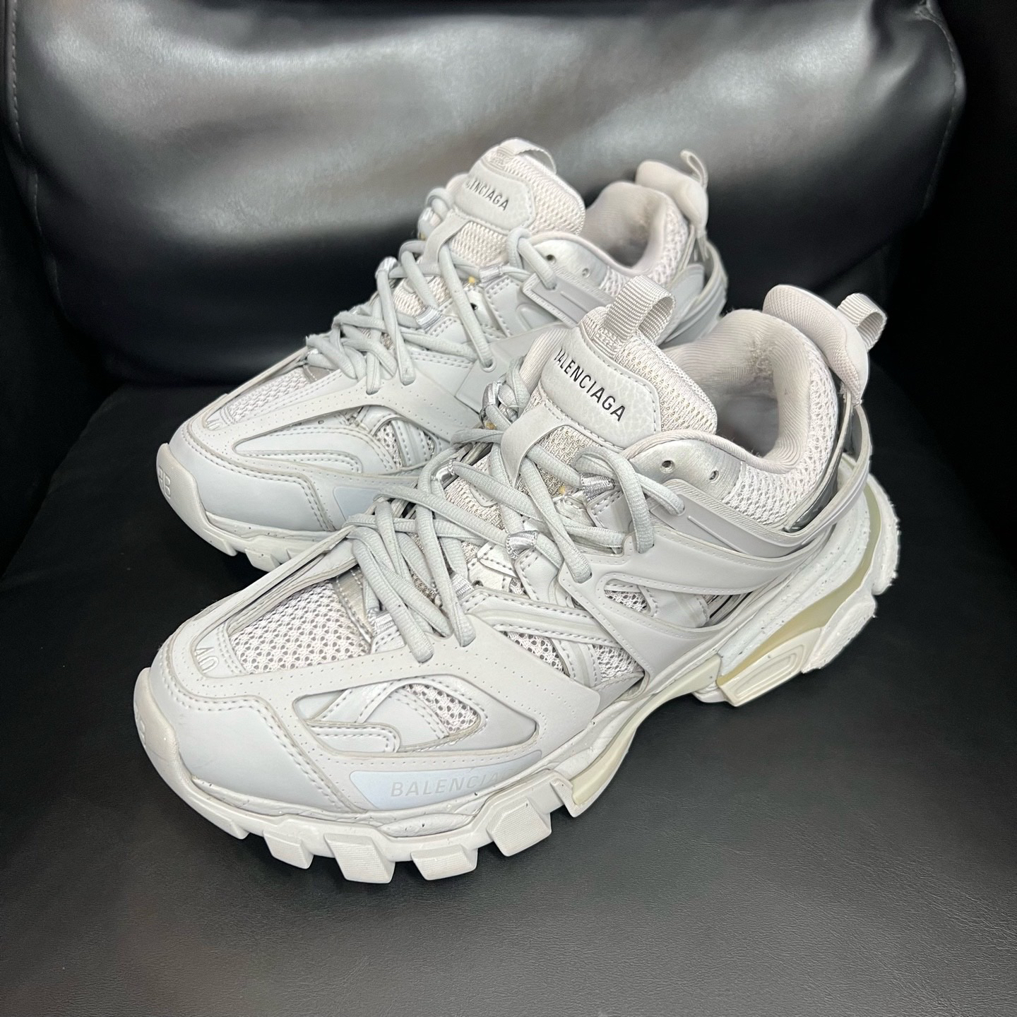 95新 Balenciaga/巴黎世家 track灰色老爹鞋 40码 无盒