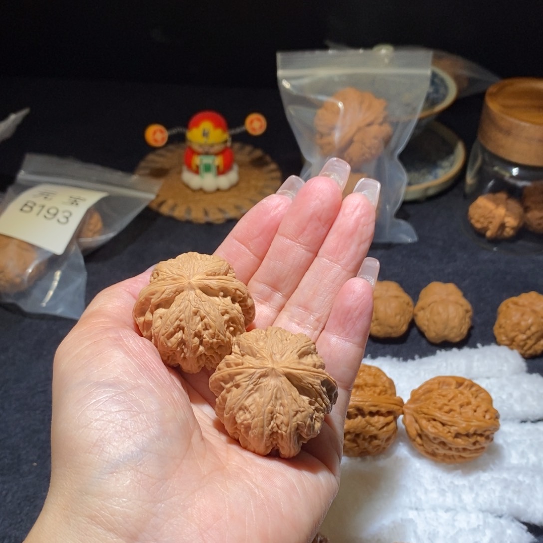 文玩核桃吊坠粗筋38 