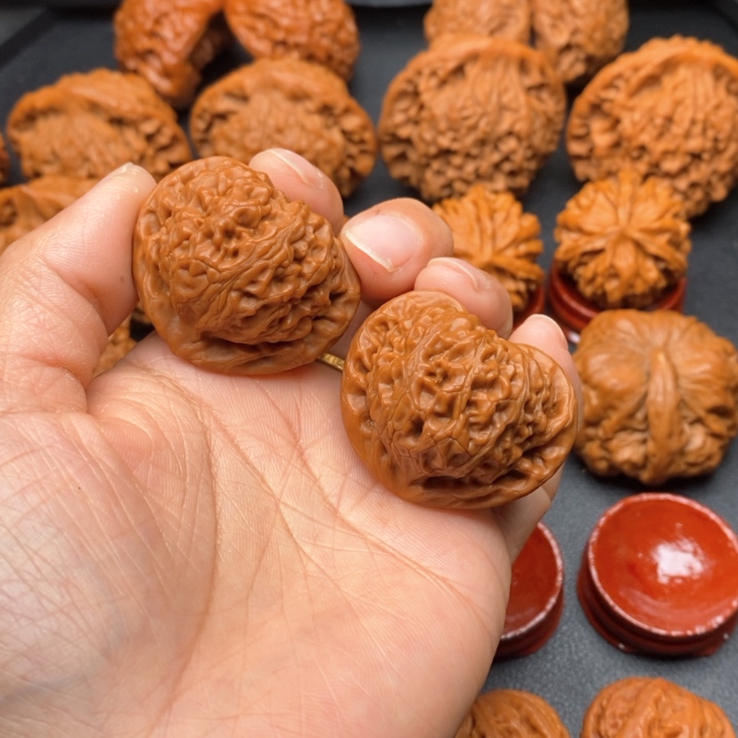 【闪购商品】文玩核桃把件Y*37宫灯