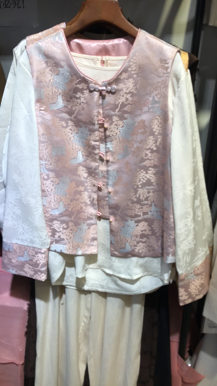 欧若风2025新中式两件套打底醋酸马甲重工云锦段时尚潮流