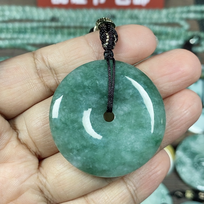 【闪购商品】翡翠颈饰未镶嵌玉吊坠翡翠玉平安扣