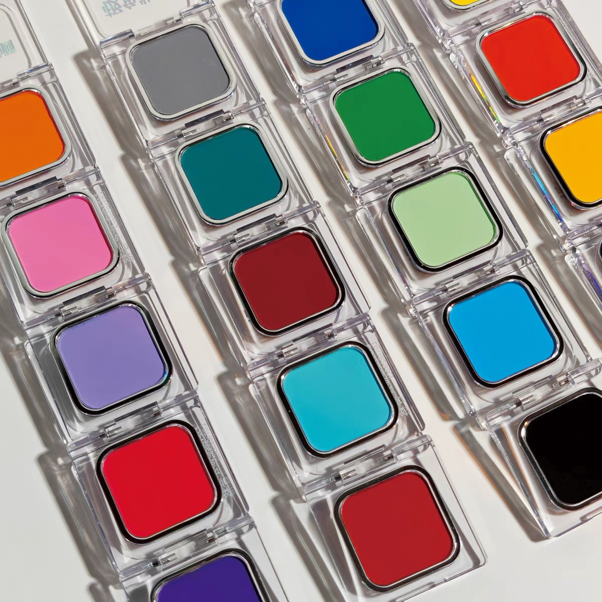 哑光柔雾单色秋冬双色学生党眼影高光提亮膨胀色蓝色高饱和变色龙