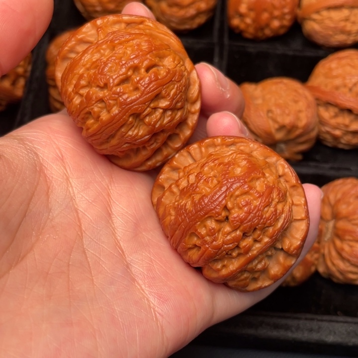 文玩核桃吊坠秦岭野生核桃文玩