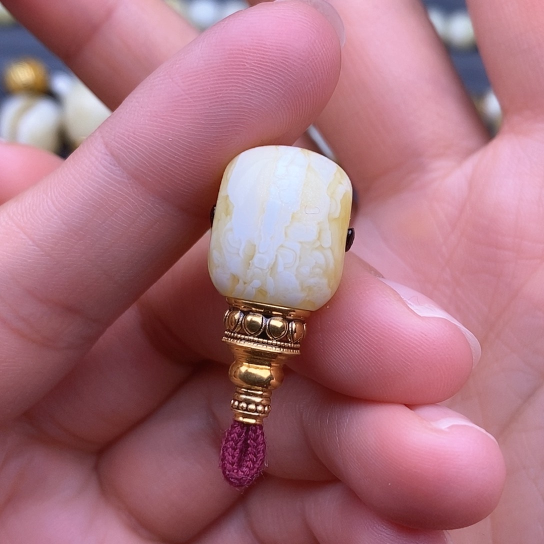 琥珀裸石18K金镶嵌13.5mm 蜜蜡金塔三通