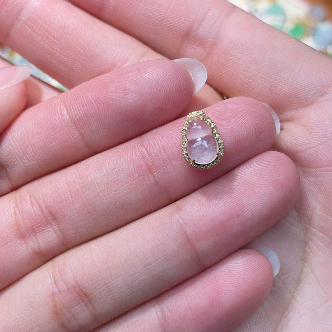 翡翠吊坠(不含链)18K金镶嵌