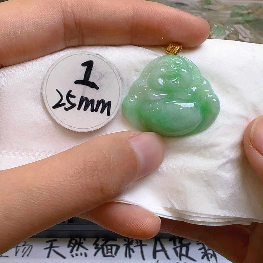 翡翠颈饰18K金镶嵌翡翠