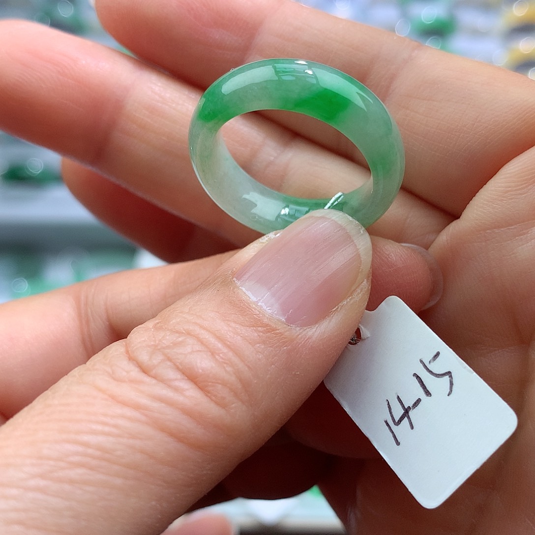 翡翠戒指未镶嵌14-15号