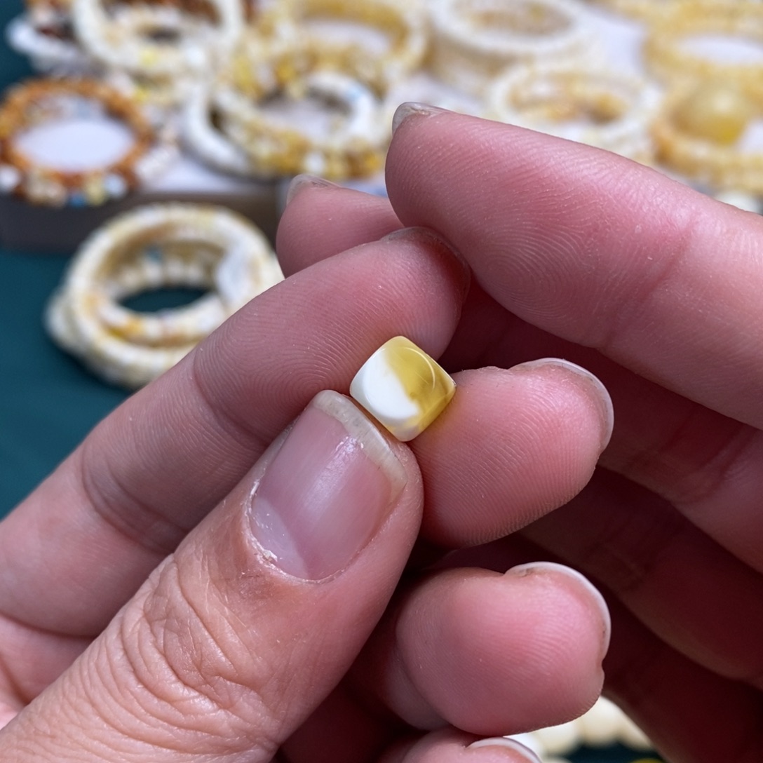 琥珀裸石未镶嵌8mm六方