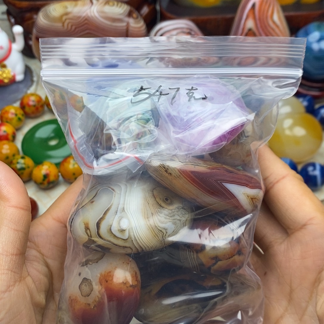 飝***玛瑙/玉髓未镶嵌颈饰