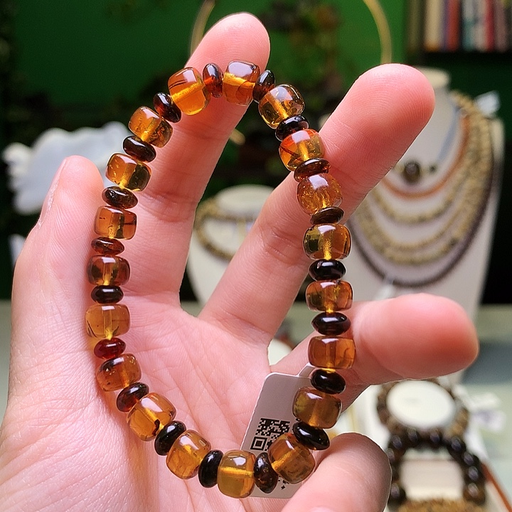 琥珀未镶嵌裸石443