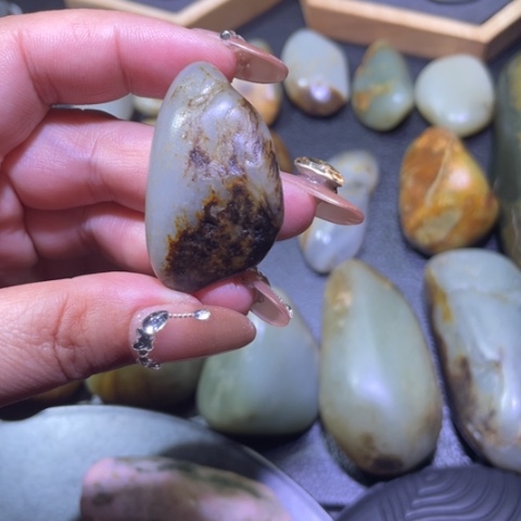 和田玉颈饰未镶嵌