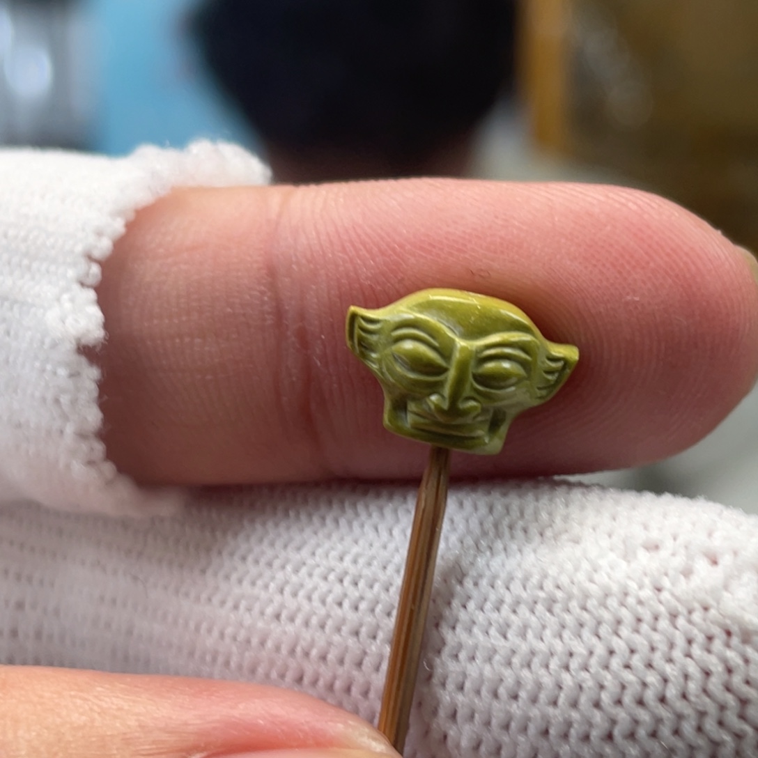 绿松石未镶嵌挂件