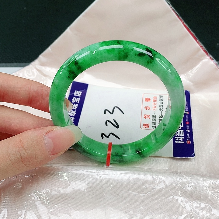 未镶嵌手镯翡翠翡翠手镯