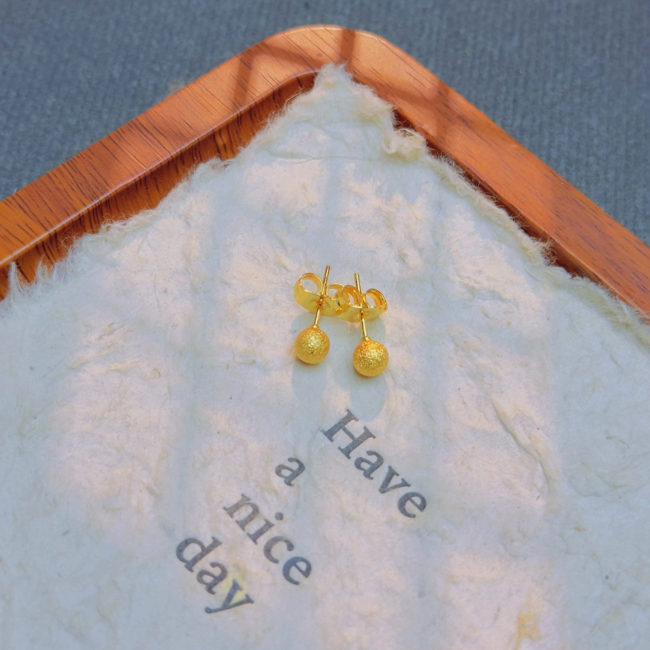 【丁老头甄选】精工丁沙满天星豆豆耳钉10149