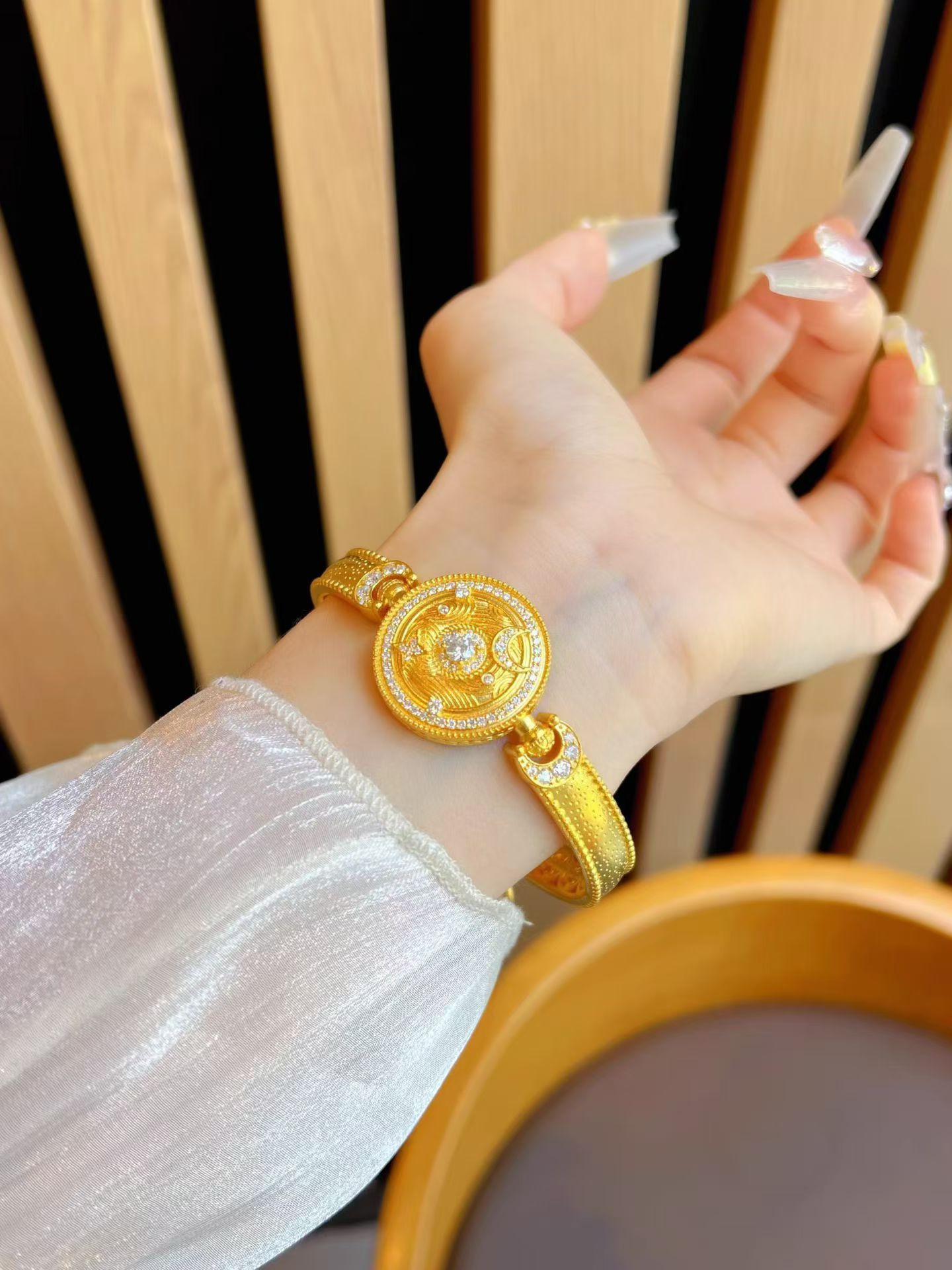 【设计款罗盘手牌】气质手牌全手工设计