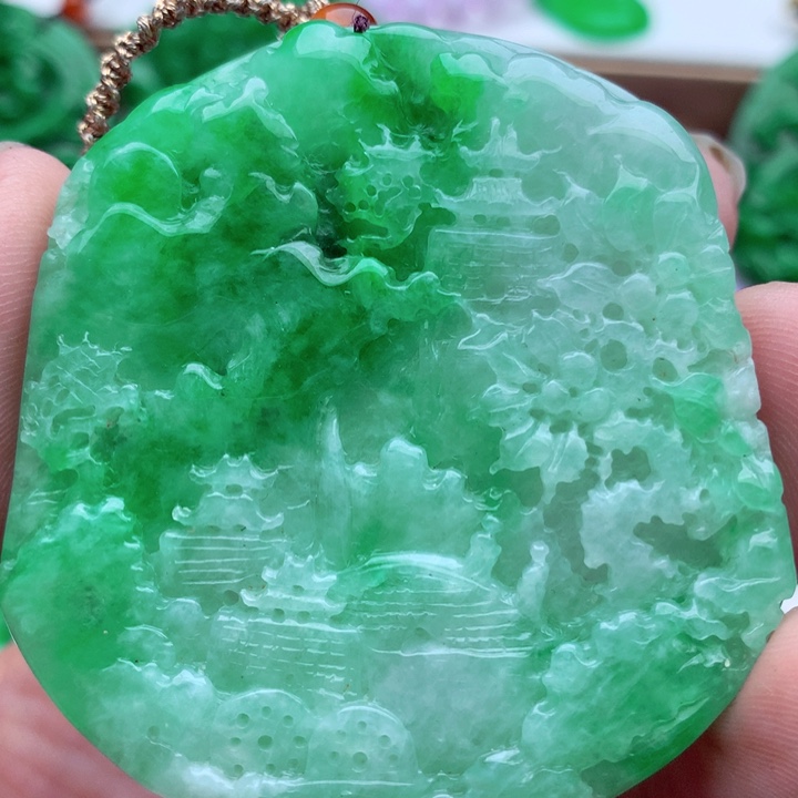 翡翠未镶嵌吊坠(不含链)