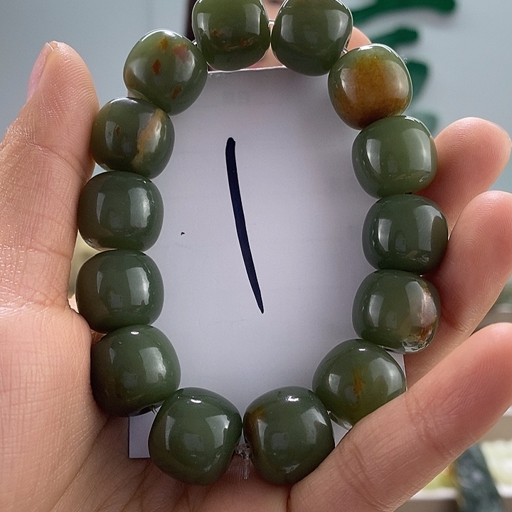 透闪石质玉手链未镶嵌