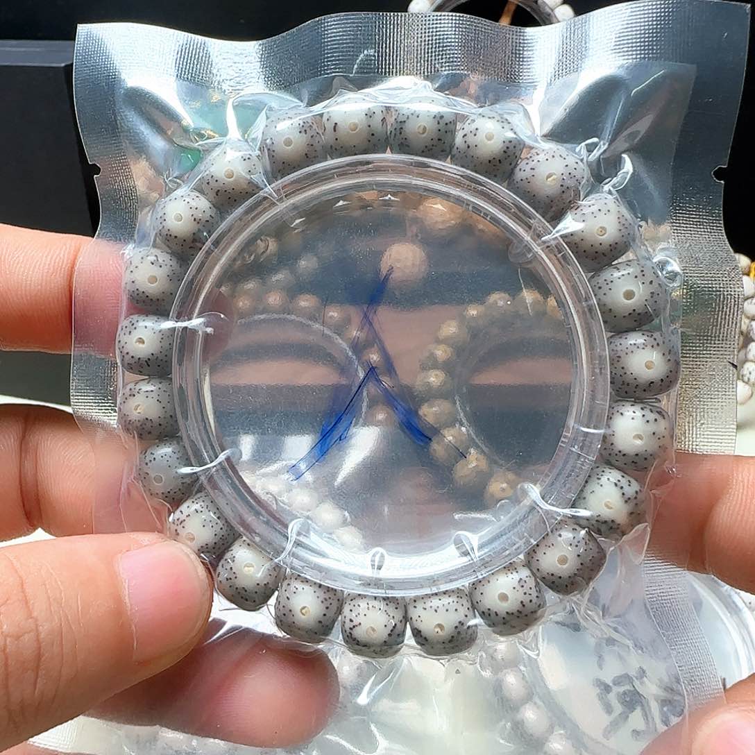 星月菩提手串灰冰