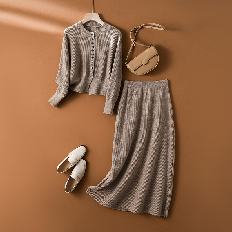 0806*慵懒风针织套装女长袖开衫上衣中长款针织裙两件套