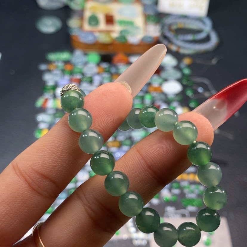 【闪购商品】翡翠挂件未镶嵌珠串