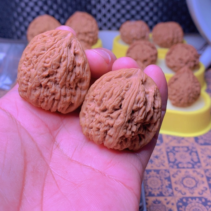 桃核把件盘***空南疆石好看