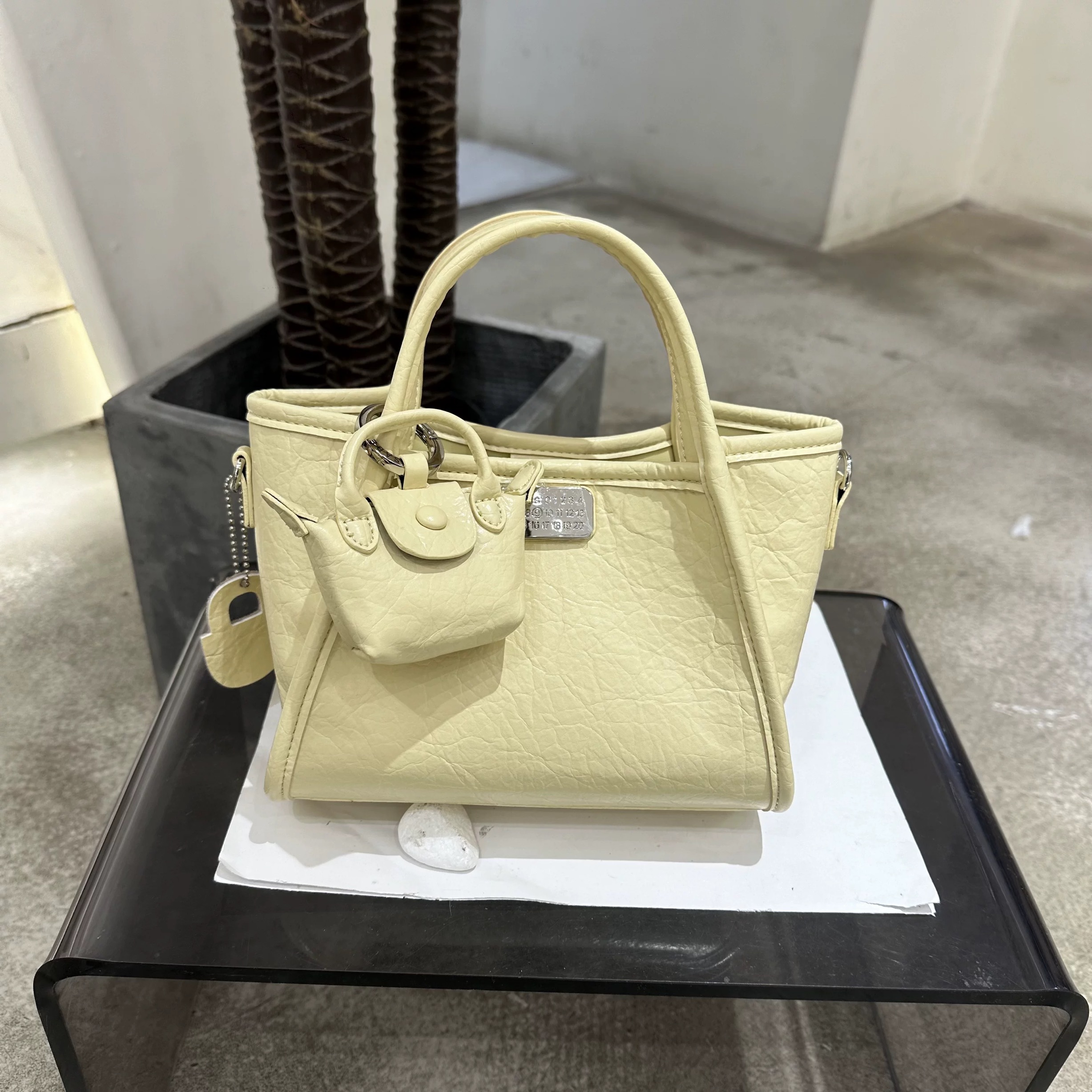 2025春夏新款潮流腋下百搭网红复古单肩斜挎包时尚女包 3792