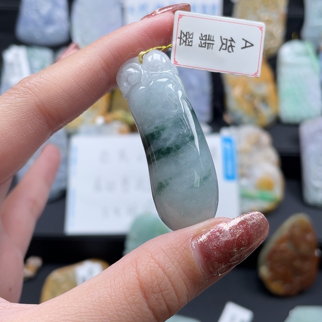 翡翠吊坠(不含链)未镶嵌